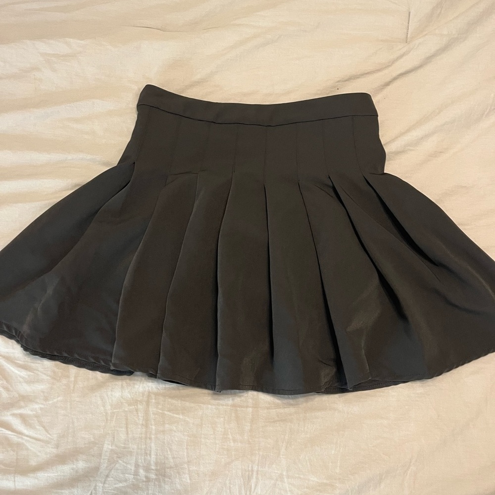 black tennis pleated skirt